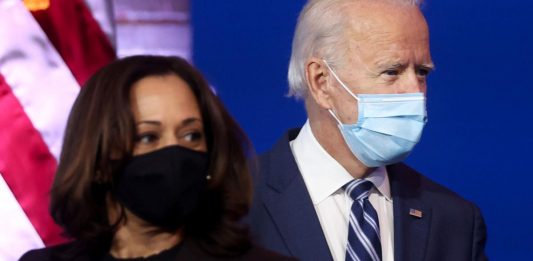 Read more about the article Petition To Remove Joe Biden And Kamala Harris From Office Gets Thousands Of Signatures